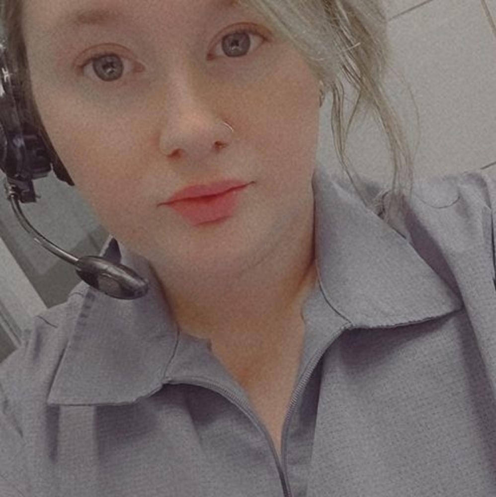 Meet your Posher, Mikayla